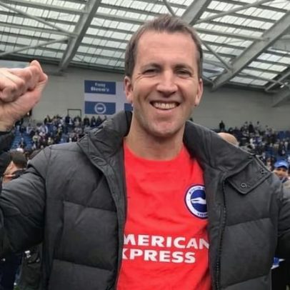 Indústria se une à pedalada Londres-Brighton em homenagem a John Osborne