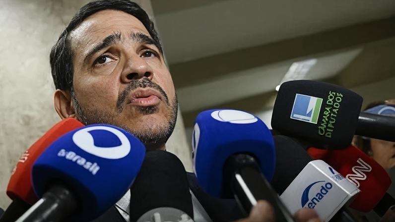 Senado encara momento decisivo em sessão