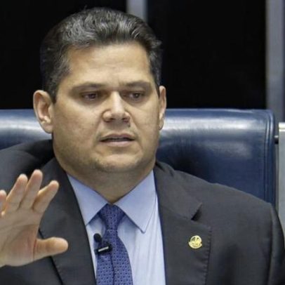 Alcolumbre afirma que apenas opinou ao prever placar de Messias no Senado