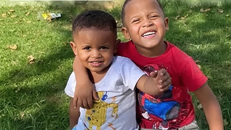 Causa da partida de primos é apontada e pais se manifestam