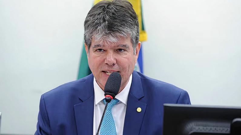 STJ anula processo e condenação de Ruy Carneiro no Caso Desk