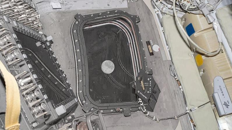 Astronautas da Artemis 2 realizam sobrevoo histórico da Lua