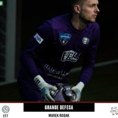 Al Ettifaq vence Al Akhdoud por 1 a 0 com Marek Rodak