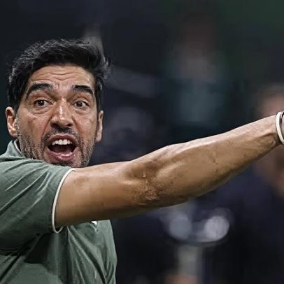 Abel critica Corinthians após empate 0x0 com dois a mais no clássico