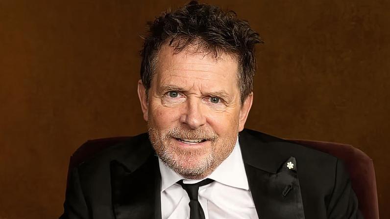 Michael J. Fox avisa que não morreu