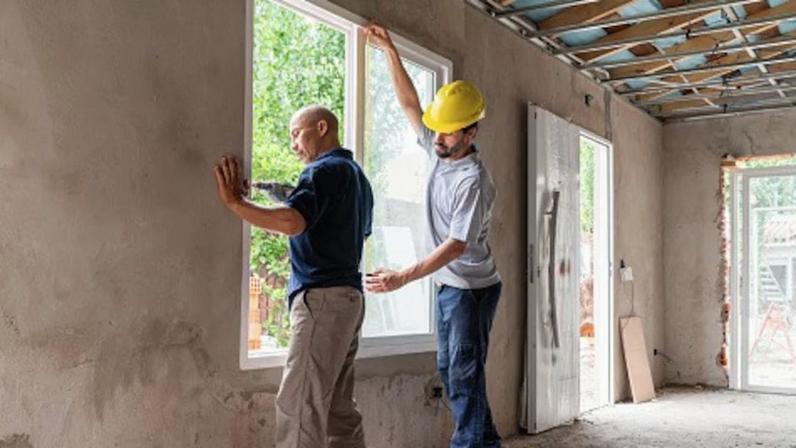 A ausência de profissionais da Engenharia em obras em unidades e áreas comuns compromete a segurança estrutural.