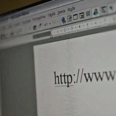 IA já faz compras no Brasil, acelerando corrida tecnológica entre bandeiras