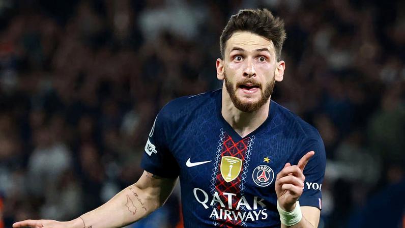 PSG vence Liverpool em Paris e abre vantagem na Champions