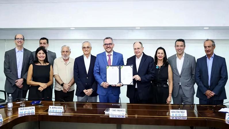 Acordo estabelece bases para a modernização dos setores portuário, aeroportuário e hidroviário