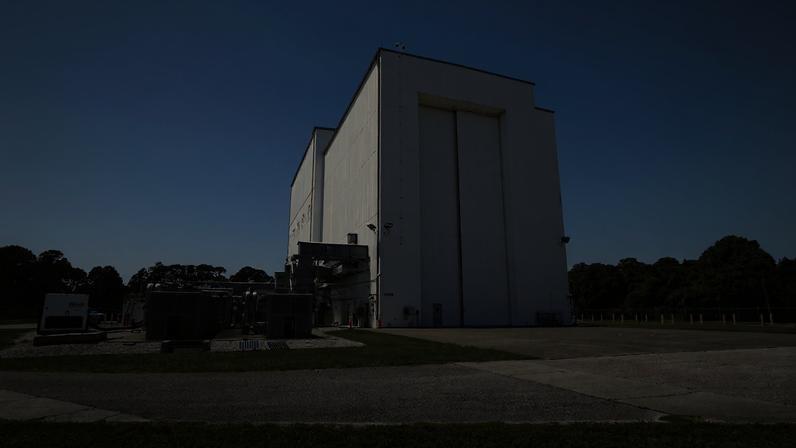 A photograph shows the exterior of NASA’s Payload Hazardous Servicing Facility (PHSF) on Tuesday, April 21, 2026, at NASA’s Kennedy Space Center in Florida.