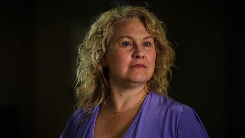 Longa sueco conta a história de uma mulher estagnada que busca recomeçar a vida próxima aos 50 anos