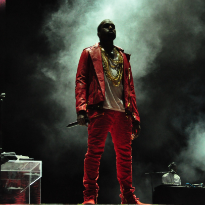 Kanye West é barrado no Reino Unido; entenda toda polêmica do artista envolvendo antissemitismo