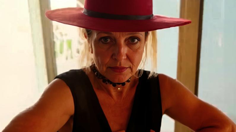 Artista foi presa sob suspeita de dirigir sob a influência de drogas e álcool na Califórnia, em março