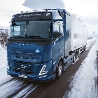Volvo testa caminhões a hidrogênio na Europa com carga sem emissões