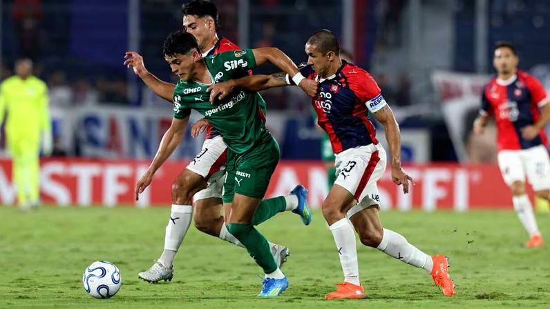 Palmeiras relaxa no segundo tempo e fica no empate contra o Cerro Porteño