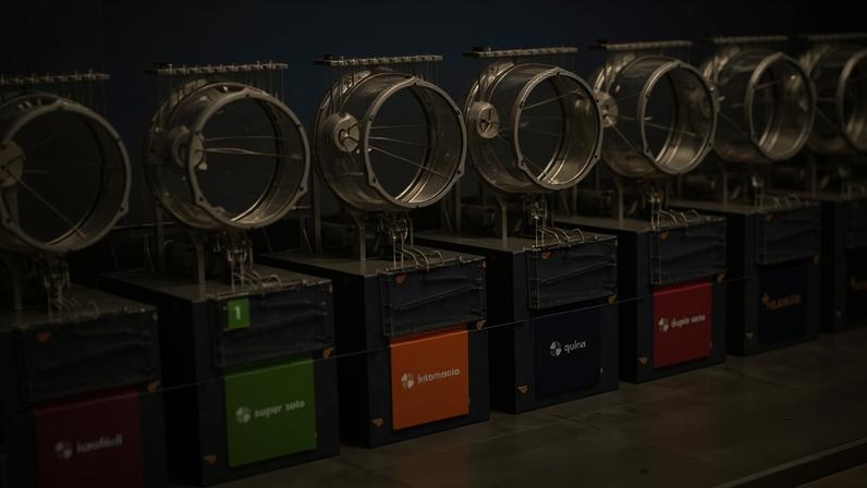 Imagem colorida de sorteio de loterias - Metrópoles