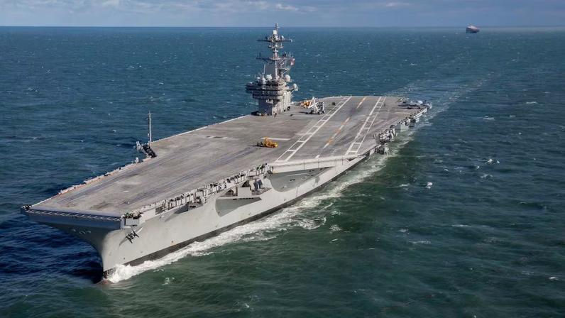 EUA reforçam ofensiva e deslocam novo porta-aviões para o Irã