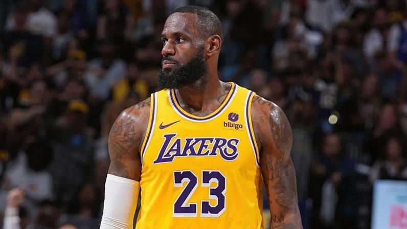 NBA: Seis caminhos para LeBron James na offseason