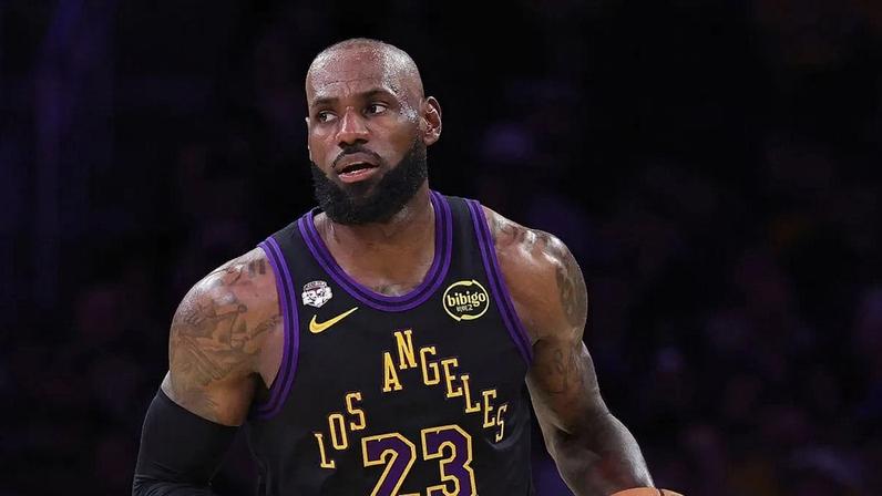 LeBron James critica Memphis Grizzlies em entrevista