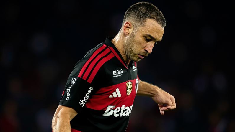 Léo Ortiz em ação pelo Flamengo (Foto: Gilvan de Souza/Flamengo)