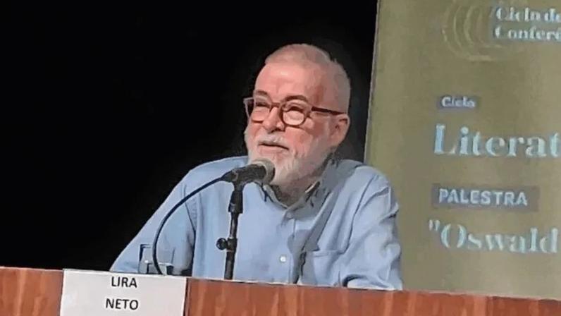 Na imagem, Lira Neto, que teve a produção do programa "Relatos" suspensa pela EBC