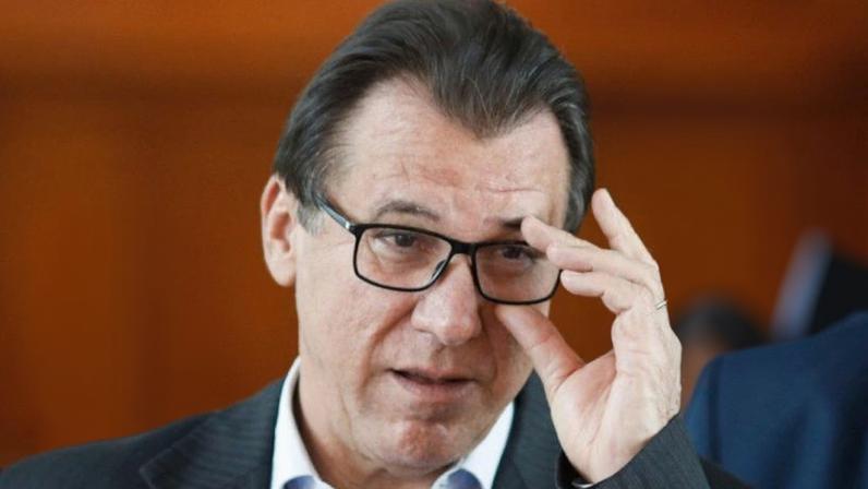 Governo Lula propõe suspender bancos que cobram juros abusivos