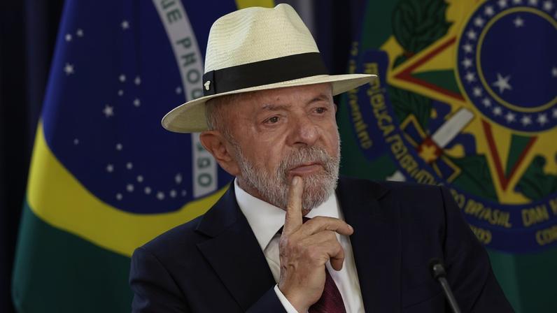Lula diz que acordo foi feito a "ferro, suor e sangue"