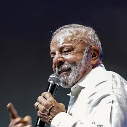 Lula participa da abertura de feira na Embrapa