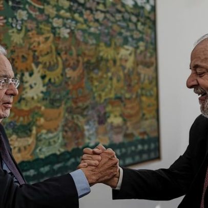 Após a interdição de FHC, destinos dos ex-presidentes do Brasil.