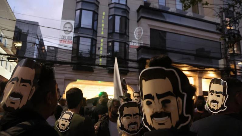 Ninguém vai entender o caso usando o filtro da polarização