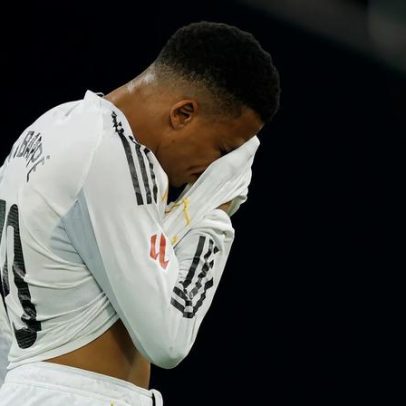 Mbappé sofre lesão na coxa e preocupa França para a Copa