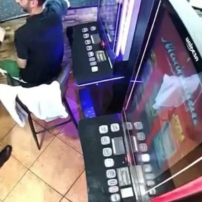 Risos impedem tentativa de assalto a bar na Espanha