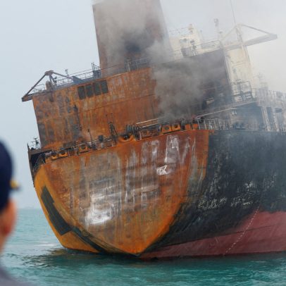 Irã pode sustentar bloqueio de Hormuz por semanas ou meses, diz jornal