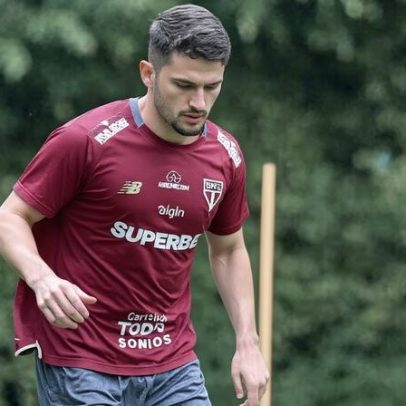 Pablo Maia passa por cirurgia para corrigir fraturas no São Paulo