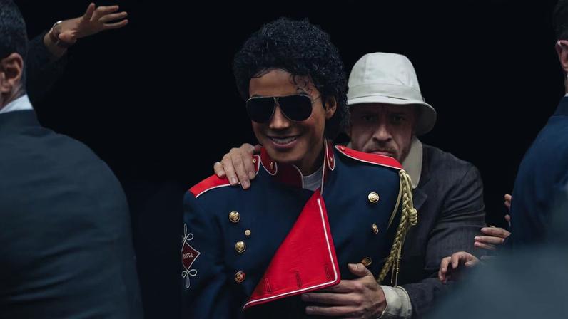 Crítica internacional detona cinebiografia de Michael Jackson: ‘Luxuosamente convencional’