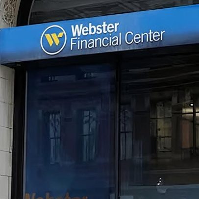 Santander suspende por um mês recompra de ações de 5 bilhões com Webster