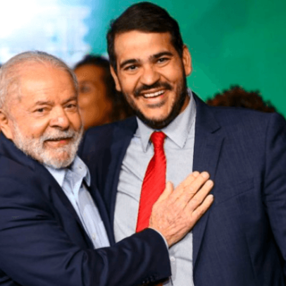 Messias recebe apoio de Lula e André Mendonça após derrota