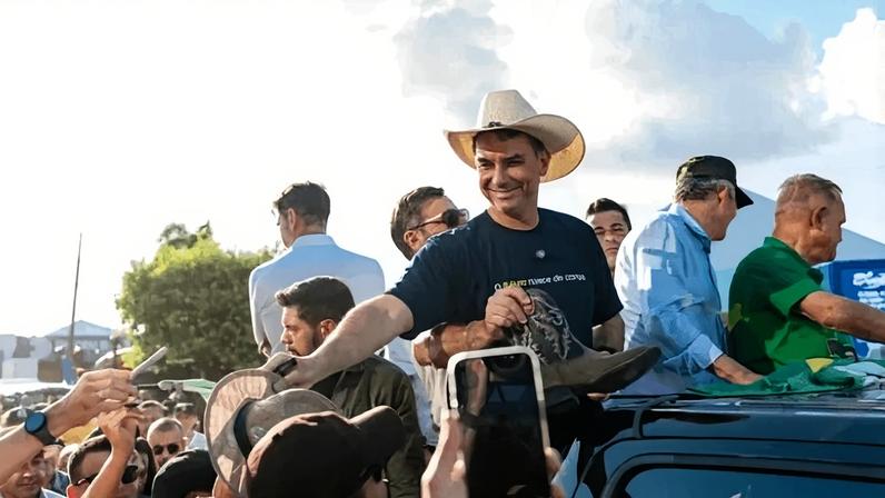 Flávio Bolsonaro em evento do agro em São Paulo | Divulgação