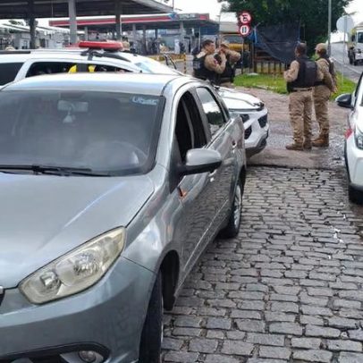 Homem é preso pela PM com carro roubado na BR-101, em João Pessoa
