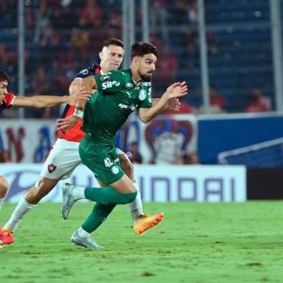 Palmeiras empata no Paraguai após péssimo segundo tempo e perde liderança