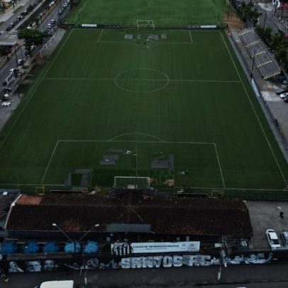 Torcida do Santos cobra Cuca, Neymar e elenco após empate na Sul-Americana