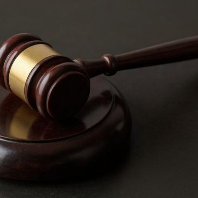 Neto de John Gotti é condenado por desviar fundos da Covid para cripto