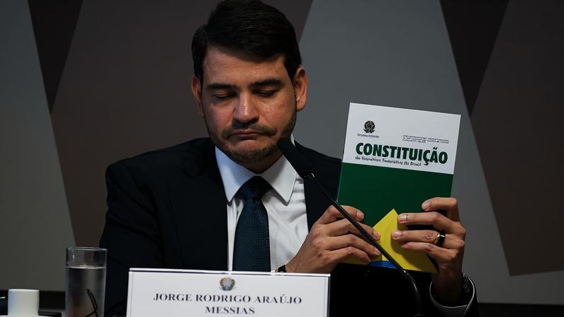 Jorge Messias durante sabatina na CCJ do Senado | Foto: Lula Marques/ Agência Brasil