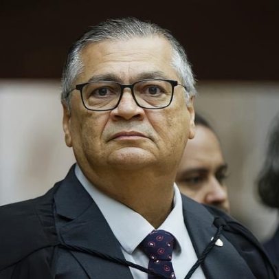 Dino questiona relação de Zettel com cemitérios privatizados em SP