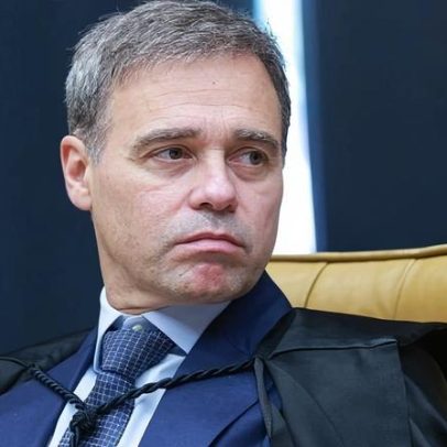 Avião com André Mendonça enfrenta problema técnico antes da decolagem