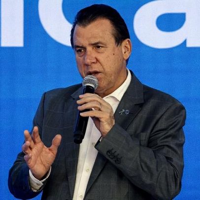 Ministro do Trabalho diz que Hugo Motta tenta barrar projeto sobre fim da 6x1