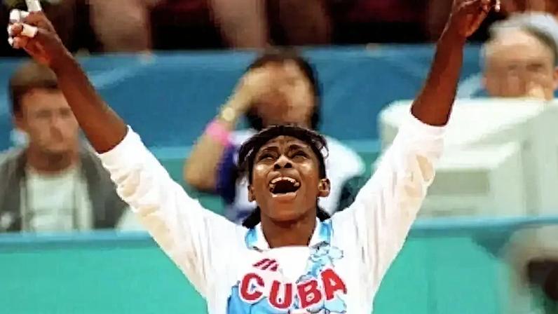 A cubana Mireya Luis, lenda do vôlei mundial (Foto: Reprodução)