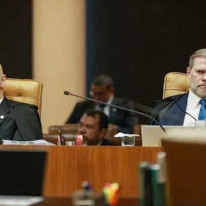 Documentos indicam viagem de Moraes em jatinho de Vorcaro antes de reunião