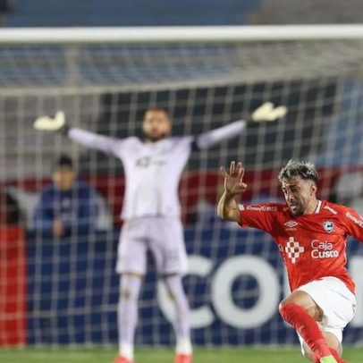 Atlético-MG perde para o Cienciano e fica na lanterna do Grupo B