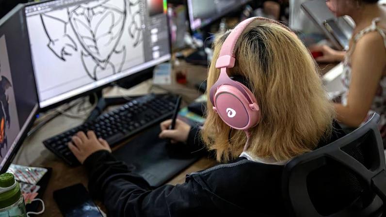 48% dos trabalhadores na América Latina já trabalham exclusivamente em formato presencial. (Foto: Maika Elan/Bloomberg)